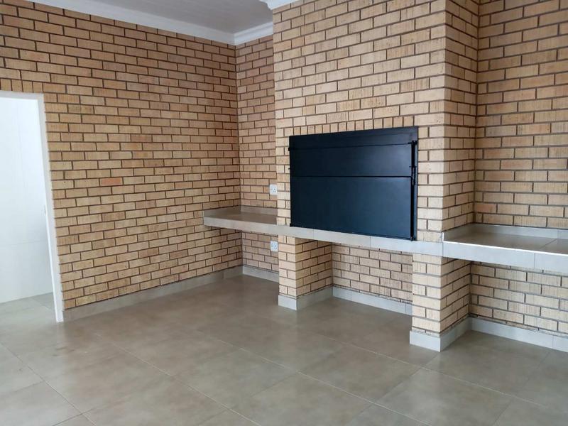 4 Bedroom Property for Sale in Menkenkop Western Cape